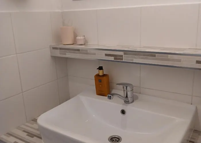 Mieszkanie W Centrum Z Widokiem Na I Z Parkingiem * ביילסקו-ביאלה